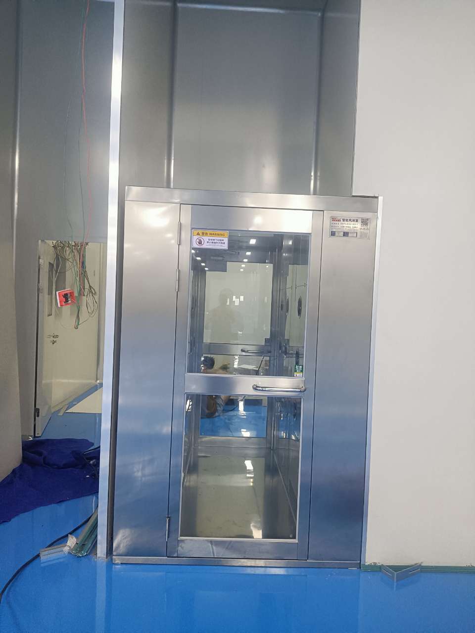 山东中泰物联网有限公司风淋室安装